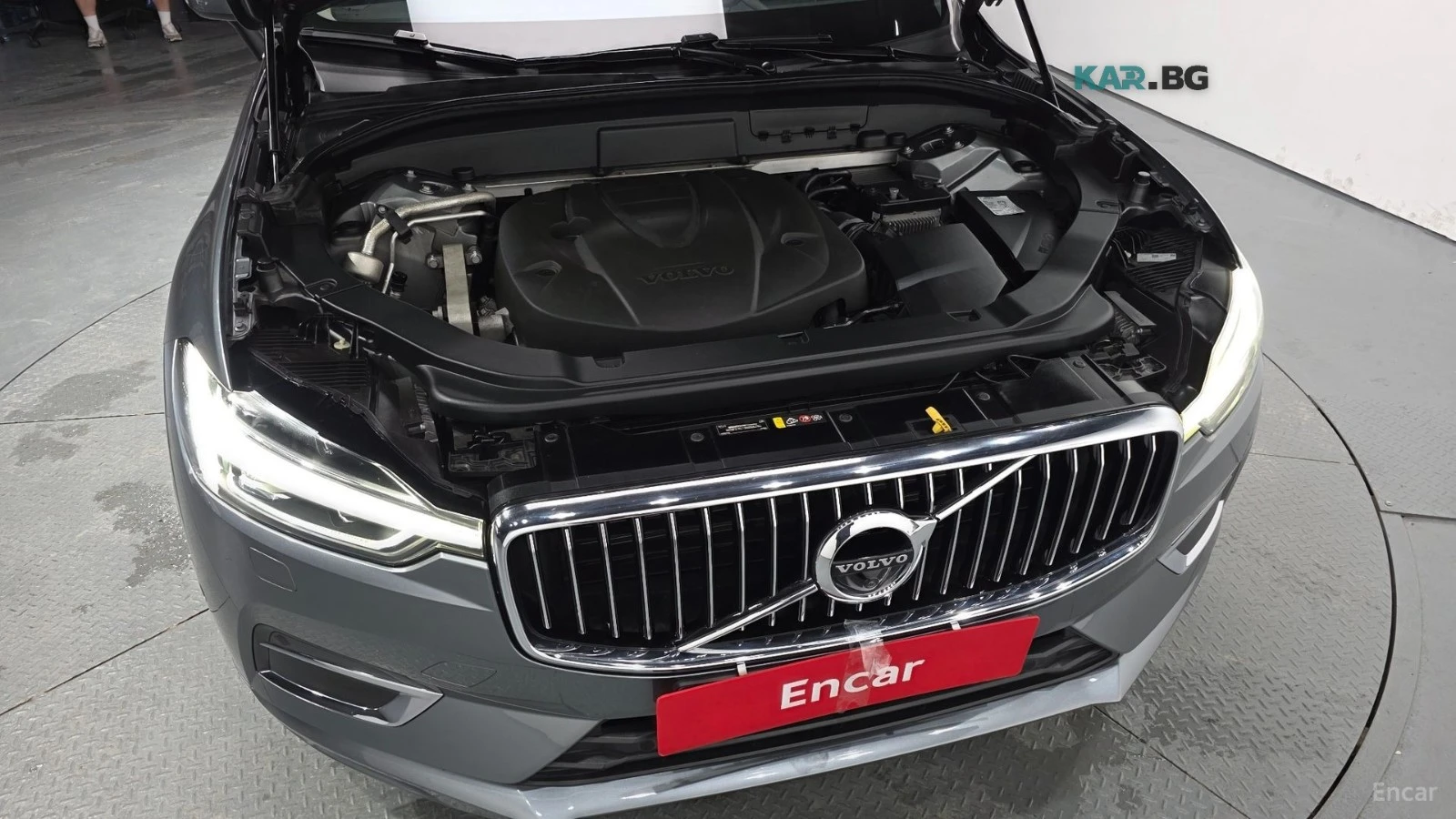 Volvo XC60 D5 INSCRIPTION| B&W| DISTRONIC| ПОДГРЕВ, снимка 6 - Автомобили и джипове - 56072002