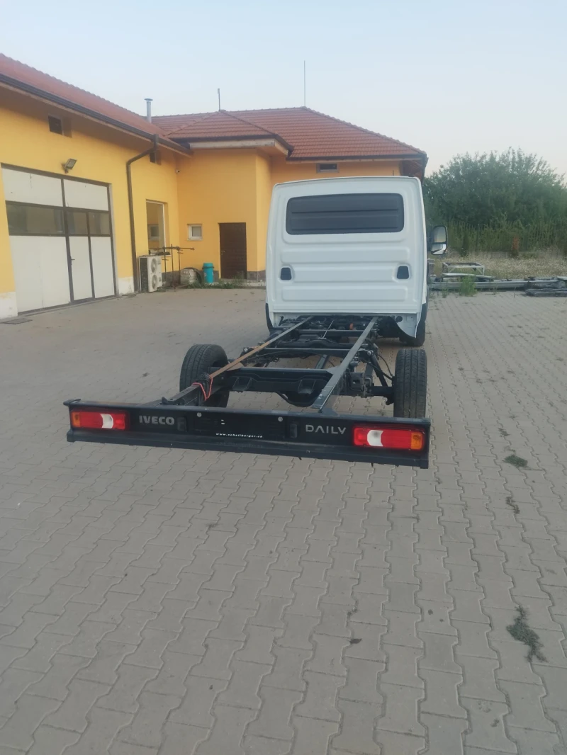 Iveco 35s16 Чисто нов, снимка 4 - Бусове и автобуси - 52640398