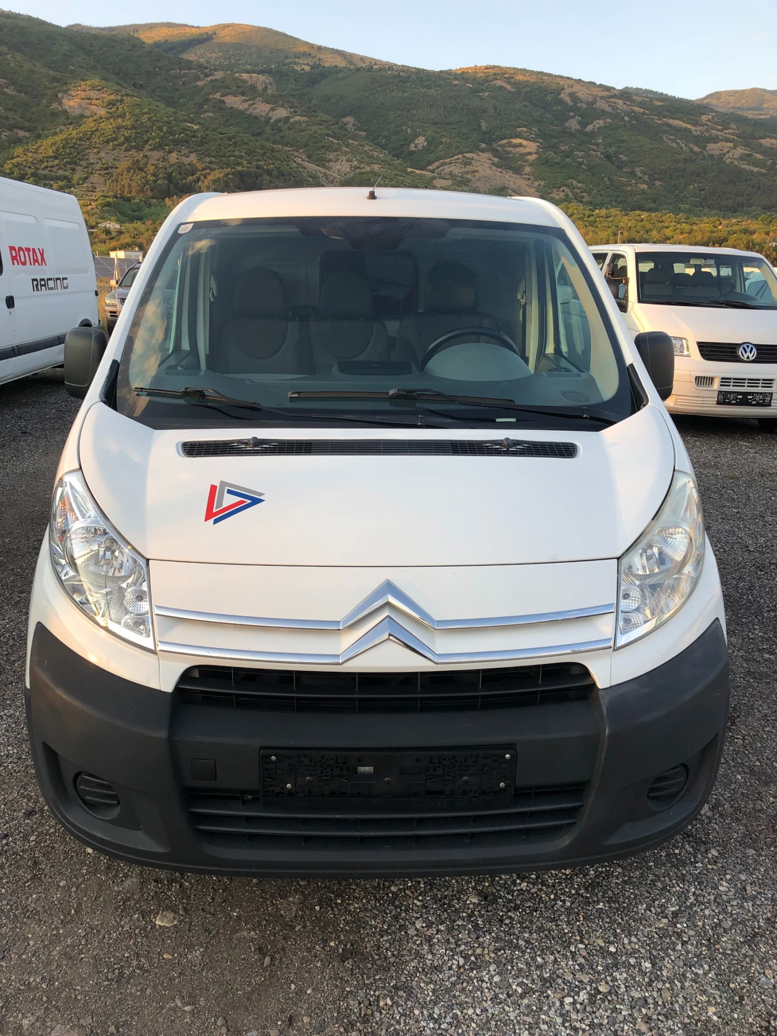 Citroen Jumpy 2.0 HDI - изображение 2
