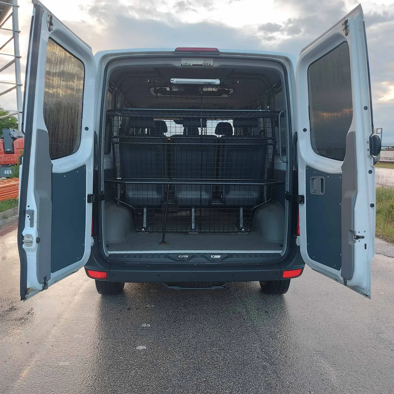 Mercedes-Benz Sprinter 316 Ориг.КМ и БОЯ, снимка 12 - Бусове и автобуси - 54662913