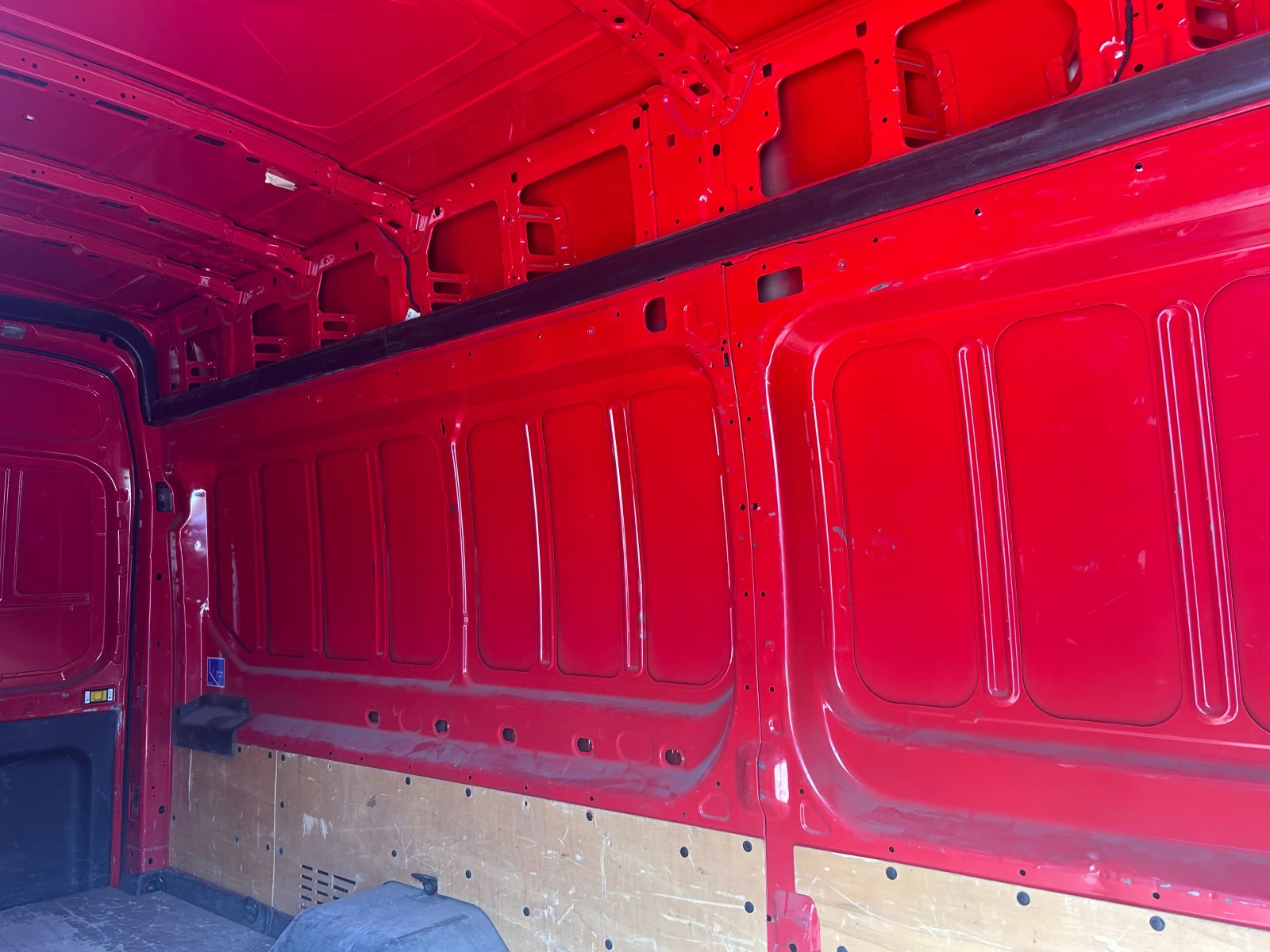 Ford Transit MY2017.50 L3H3 , снимка 14 - Бусове и автобуси - 56255791