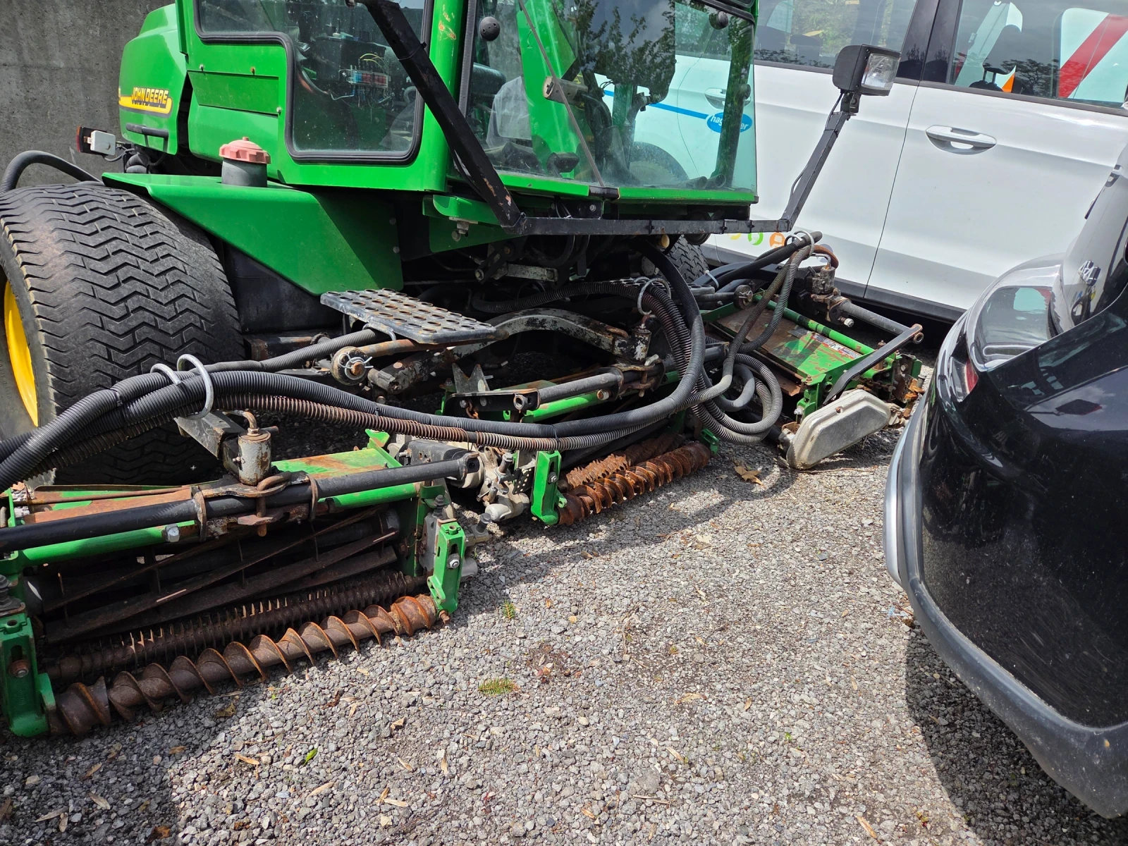 Сенокосачка John Deere 3235B, снимка 8 - Селскостопанска техника - 54948646