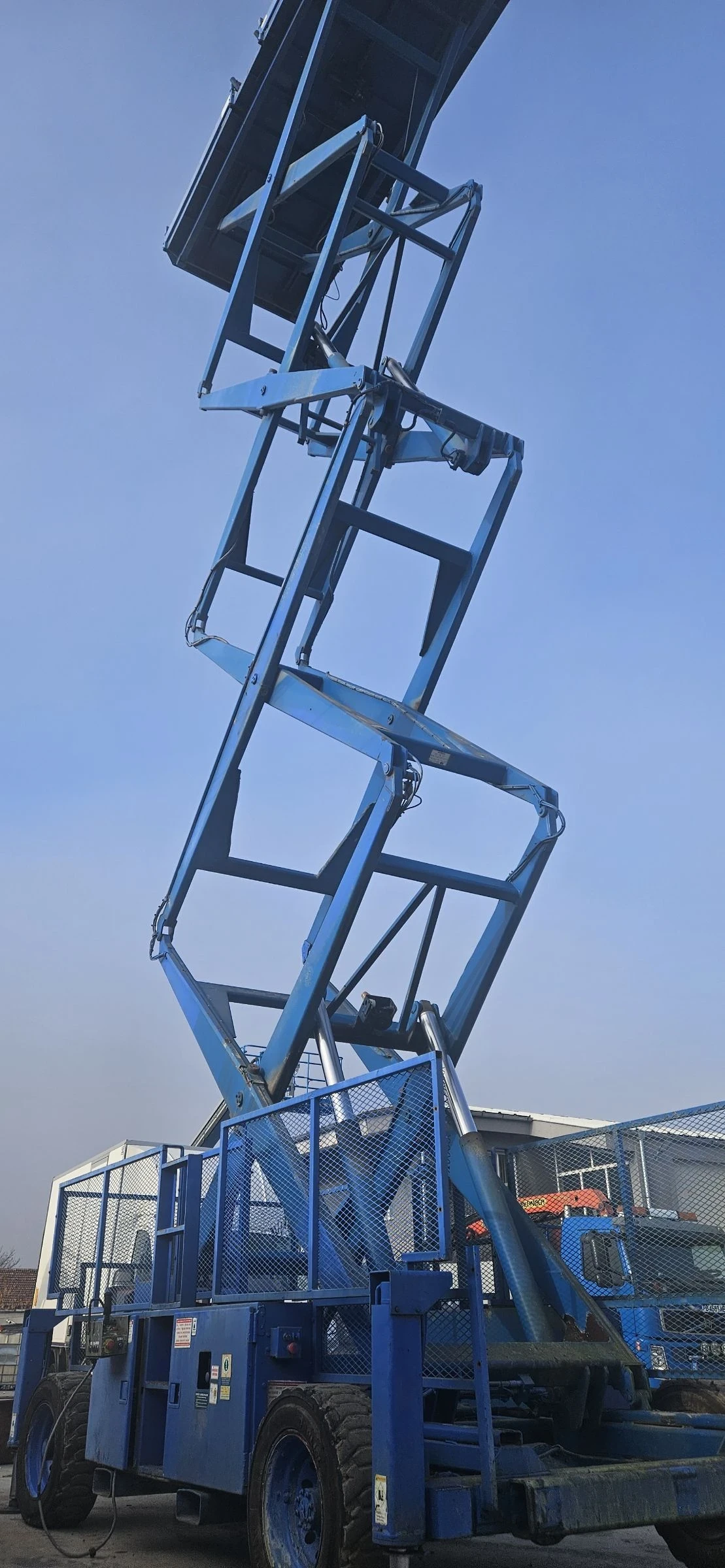  Skyjack  | Mobile.bg   1