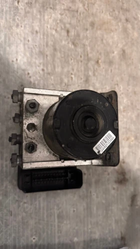 ABS  / ABS   Toyota Yaris - 44510-52460 / 0746C293239 | Mobile.bg    2