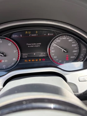 Audi S8, снимка 13