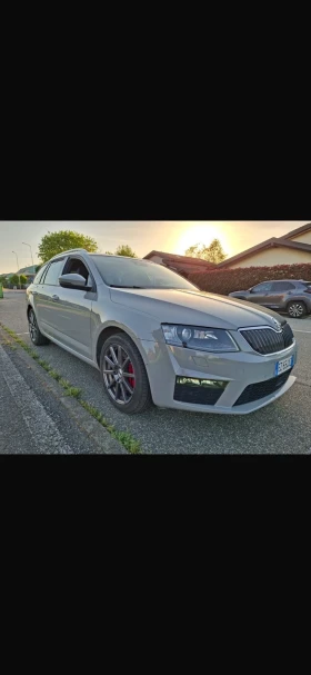 Skoda Octavia 2.0TDI VRS FULL Уникат 153 000 км key less , снимка 1