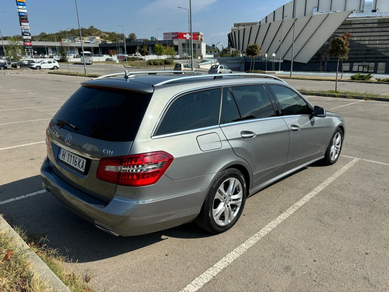 Mercedes-Benz E 220, снимка 16 - Автомобили и джипове - 47390685