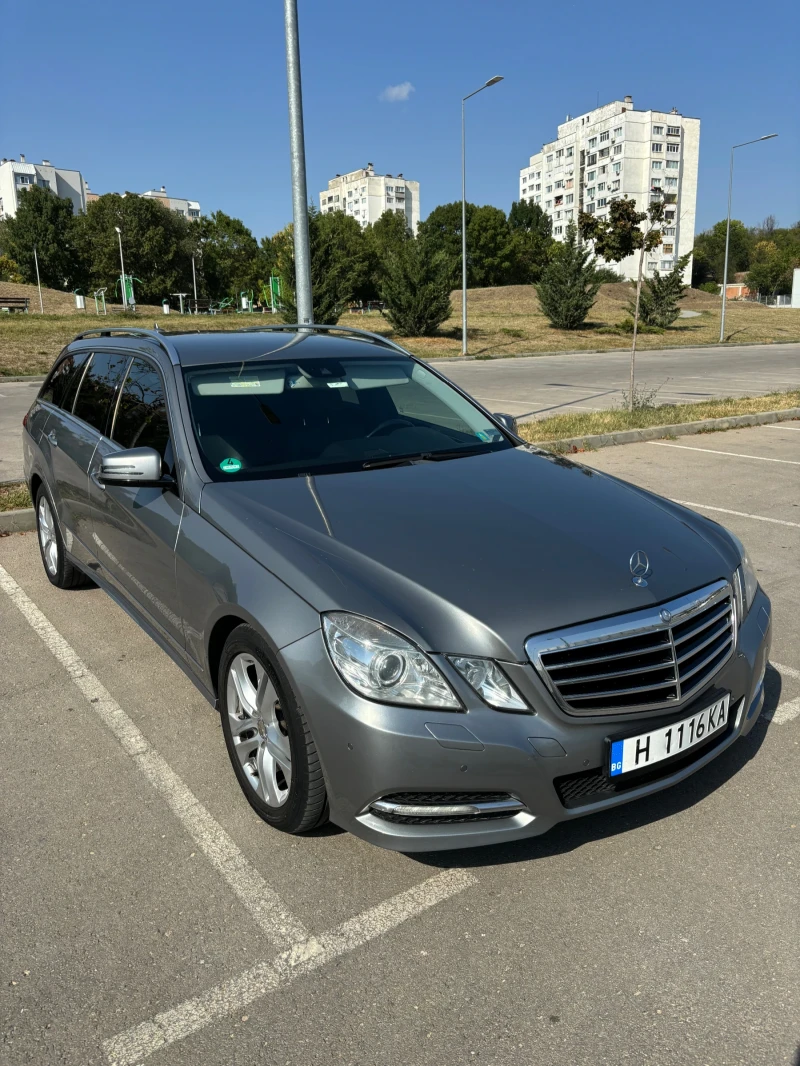 Mercedes-Benz E 220, снимка 6 - Автомобили и джипове - 47390685