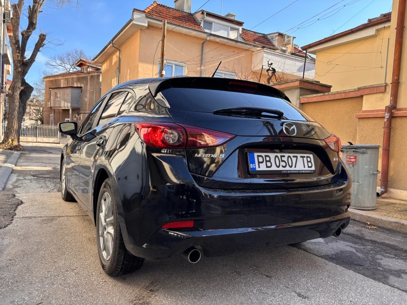 Mazda 3 SKYACTIV-G 2.0, снимка 2 - Автомобили и джипове - 48446575