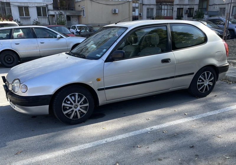 Toyota Corolla, снимка 1 - Автомобили и джипове - 48452120