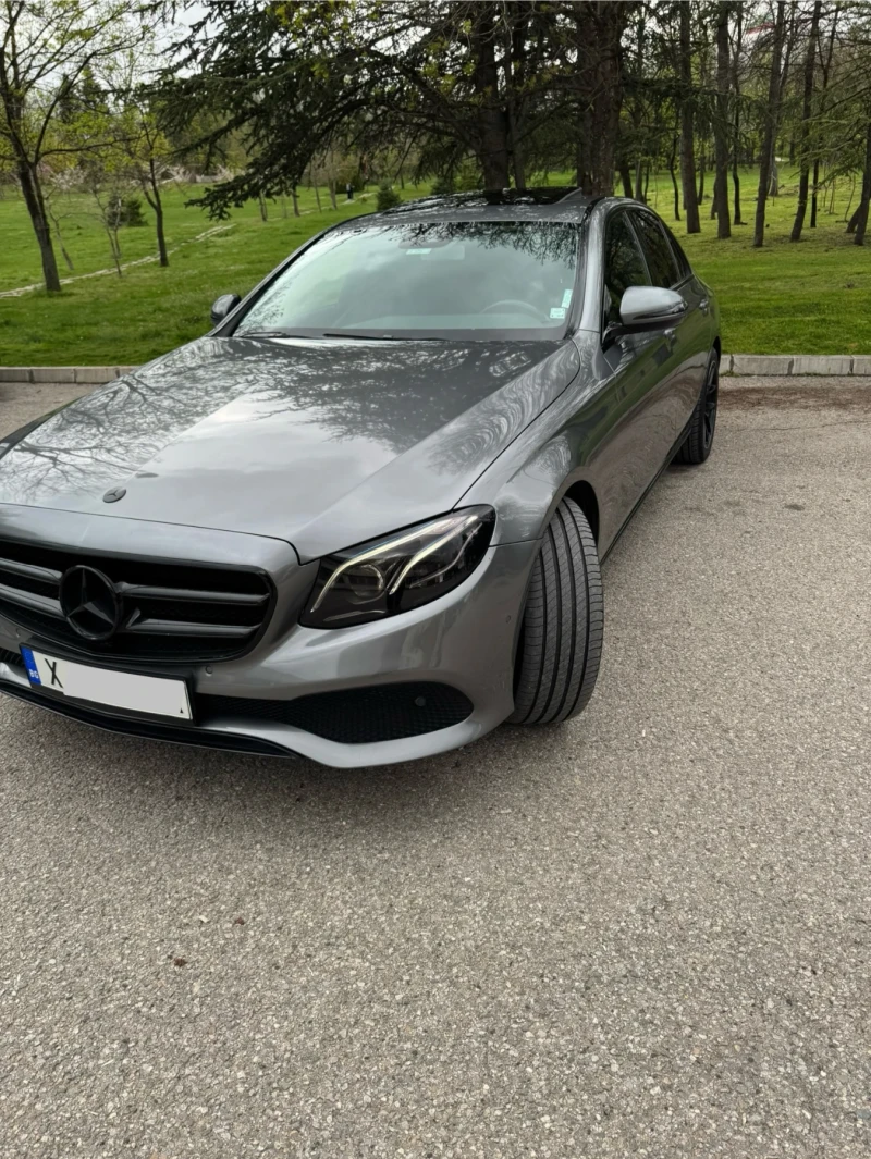 Mercedes-Benz E 220, снимка 2 - Автомобили и джипове - 49787133