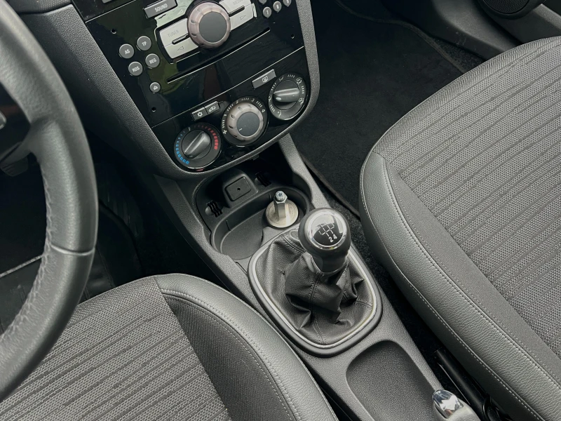 Opel Corsa 1.2i ГАЗОВ ИНЖЕКЦИОН  COSMO, снимка 10 - Автомобили и джипове - 50306022