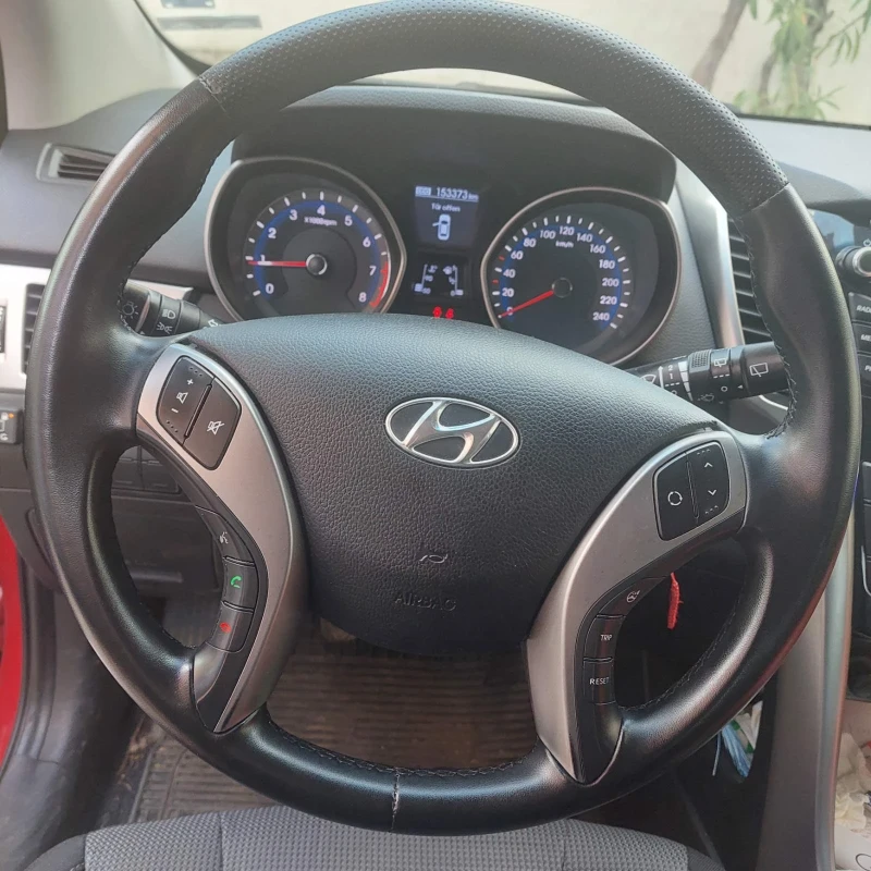 Hyundai I30 1, 4 ГАЗ, снимка 7 - Автомобили и джипове - 50353349