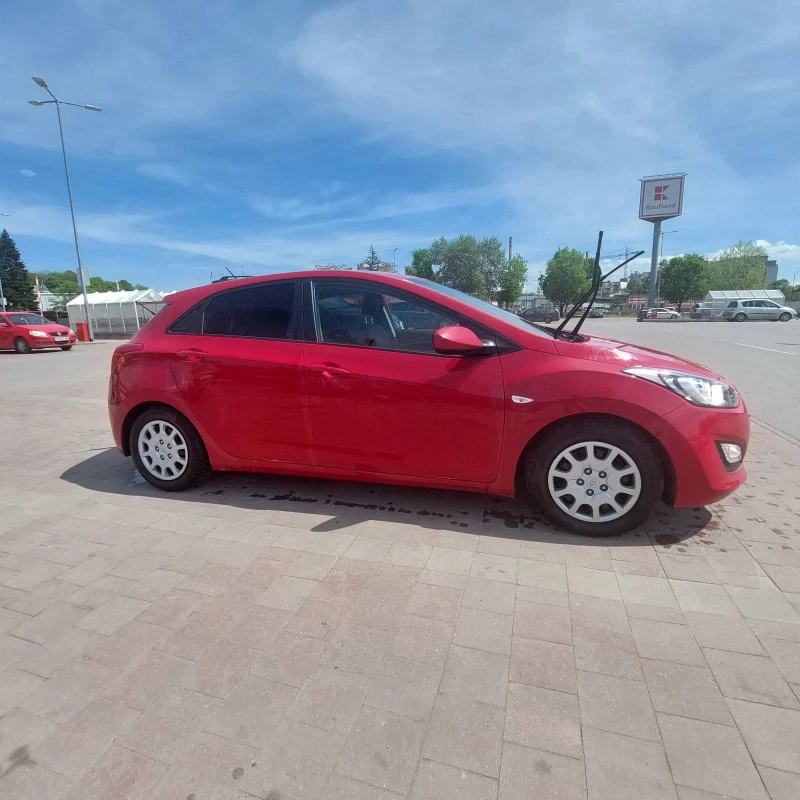 Hyundai I30 1, 4 ГАЗ, снимка 2 - Автомобили и джипове - 50353349