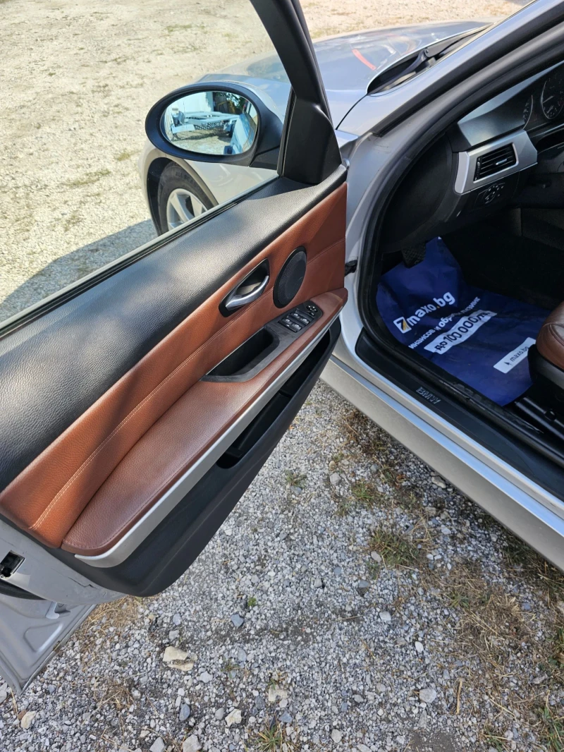 BMW 320 2.0 I Лизинг , снимка 13 - Автомобили и джипове - 51361134