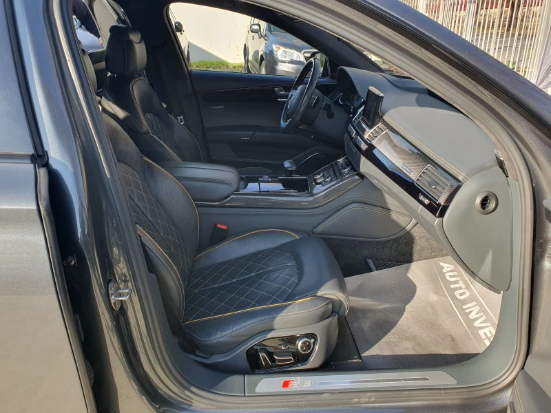 Audi S8 Plus/DesignSelection/Ceramic/ B&O/Carbon/Alcantara, снимка 14 - Автомобили и джипове - 52627409