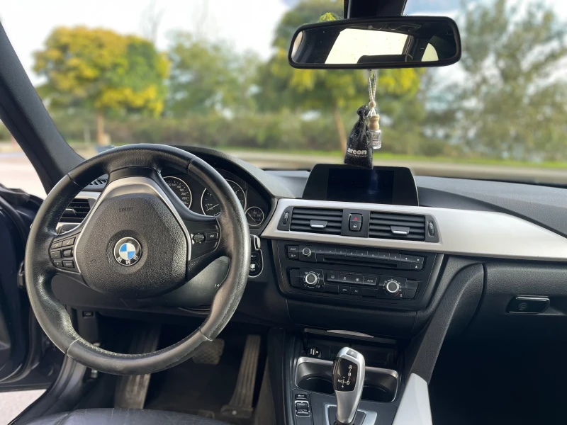 BMW 320, снимка 8 - Автомобили и джипове - 52902343