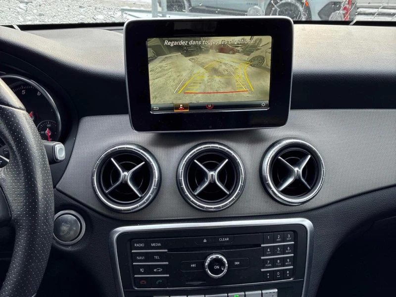 Mercedes-Benz CLA * 250 * CARFAX * ЦЕНА ДО БГ, снимка 9 - Автомобили и джипове - 53156839