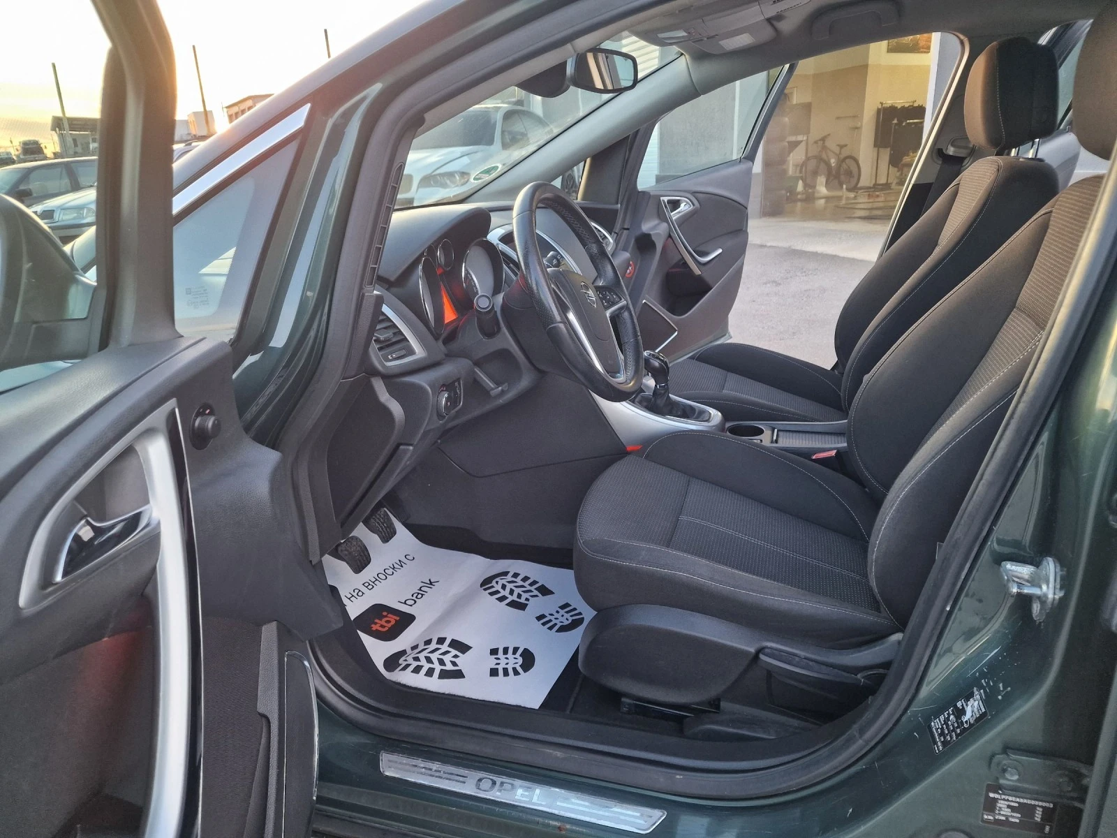 Opel Astra 1, 3CDTI - изображение 9