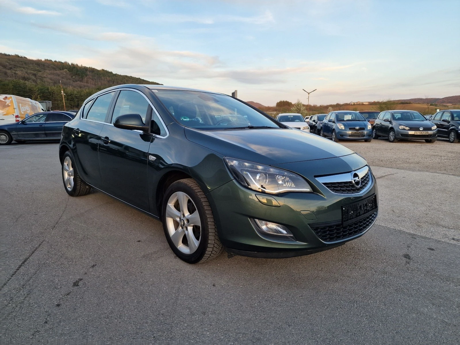 Opel Astra 1, 3CDTI - изображение 3