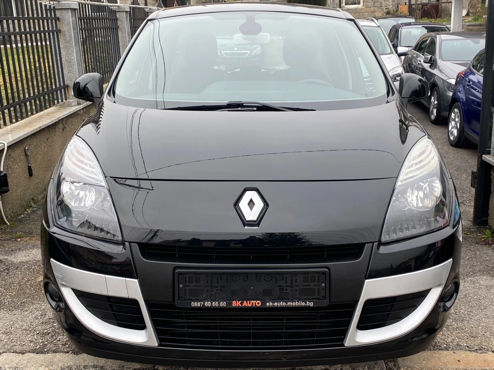 Renault Scenic 1.5DCi-110k.s-NAVI-КОЖА-EURO5A-6-скорости-2011г - изображение 2