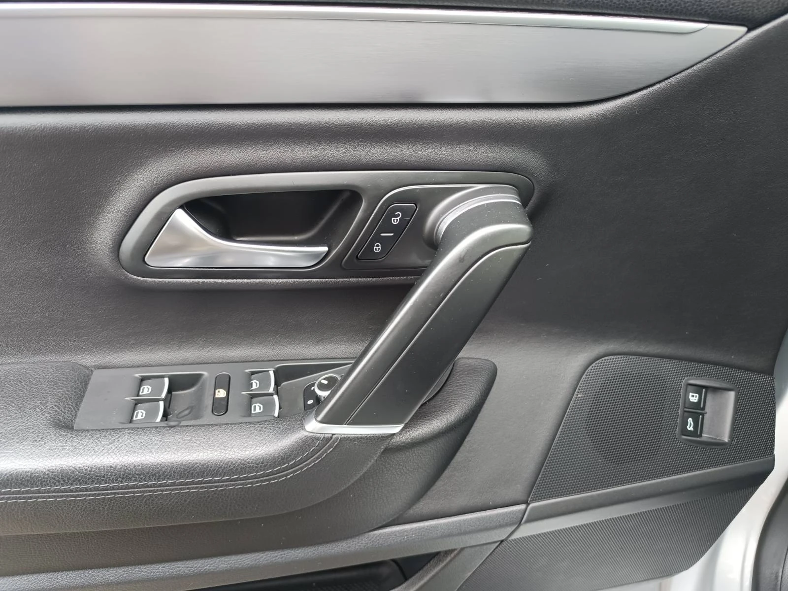 VW CC 2.0 | Mobile.bg   12