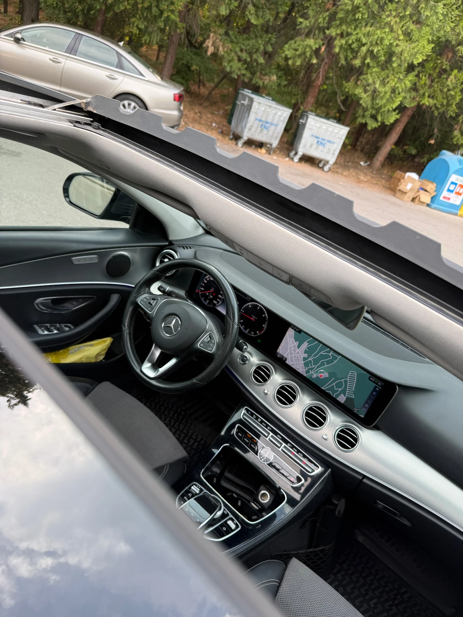 Mercedes-Benz E 220 9G-Tronic/MULTIBEAM/DIGITAL/Шибедах, снимка 14 - Автомобили и джипове - 56048140