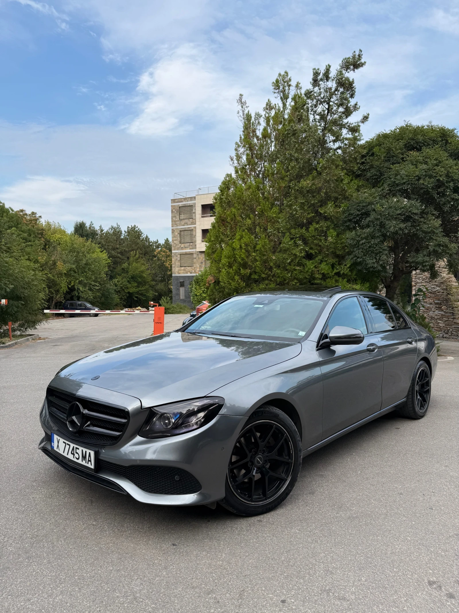 Mercedes-Benz E 220 9G-Tronic/MULTIBEAM/DIGITAL/Шибедах