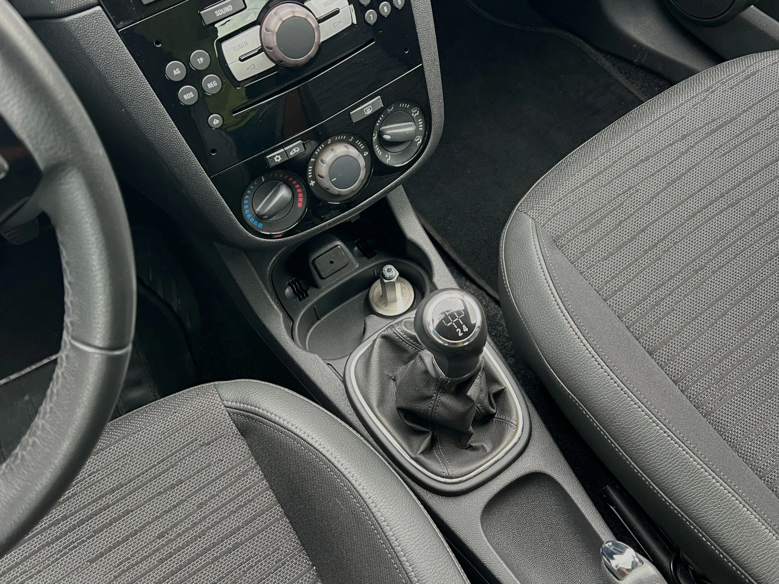 Opel Corsa 1.2i ГАЗОВ ИНЖЕКЦИОН  COSMO - изображение 10