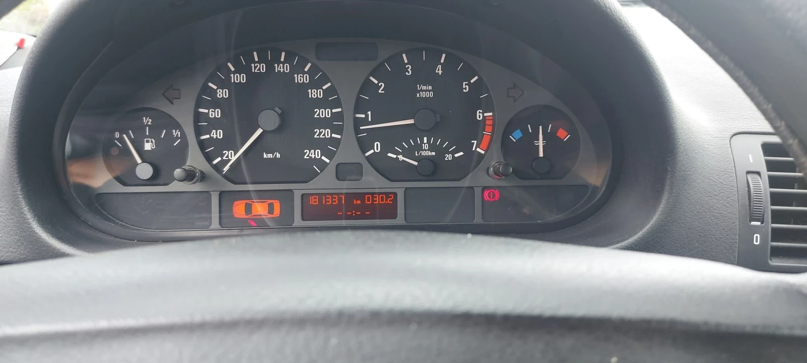 BMW 316 Compact  - изображение 8