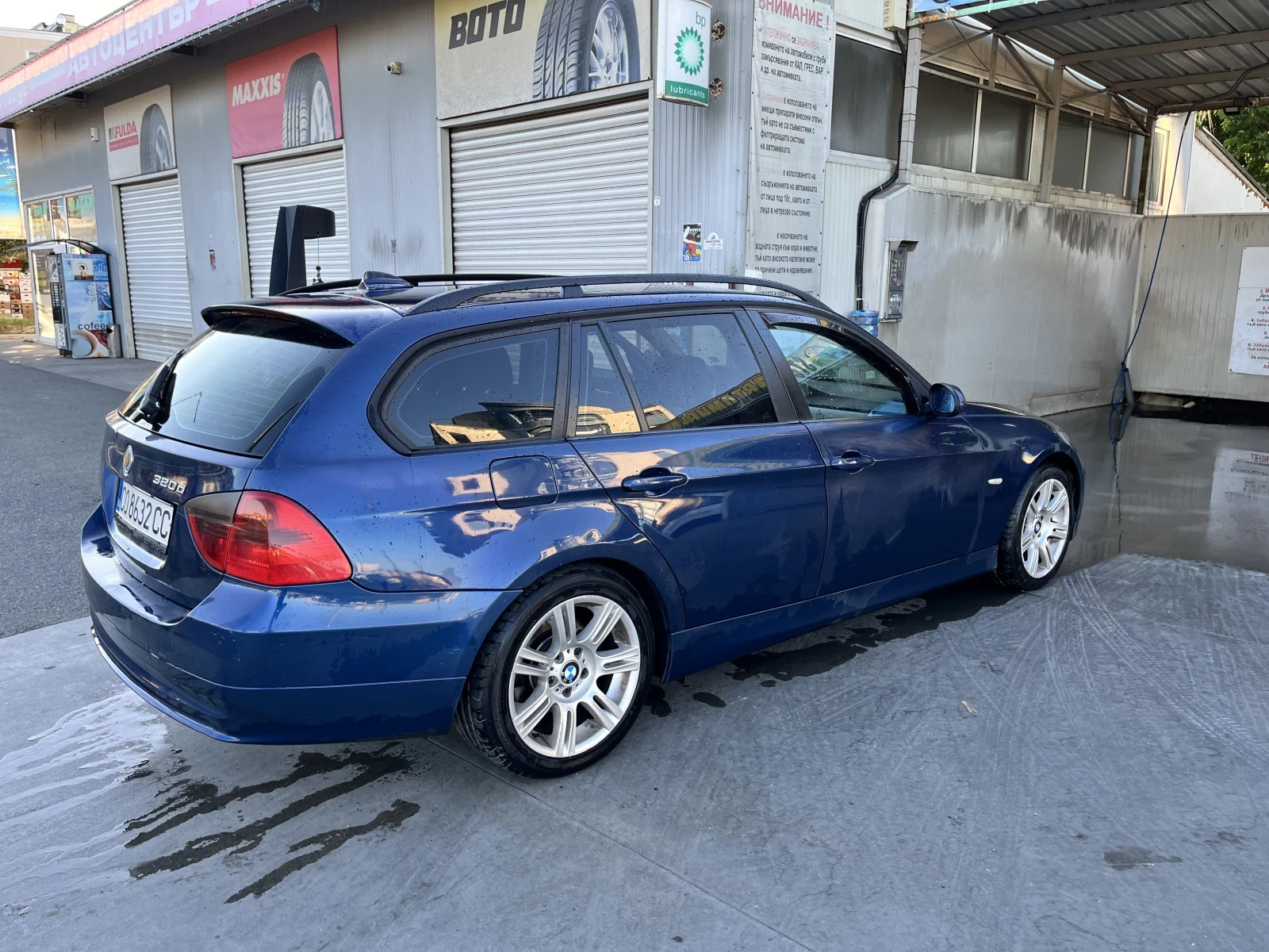 BMW 320 Е91 - изображение 5