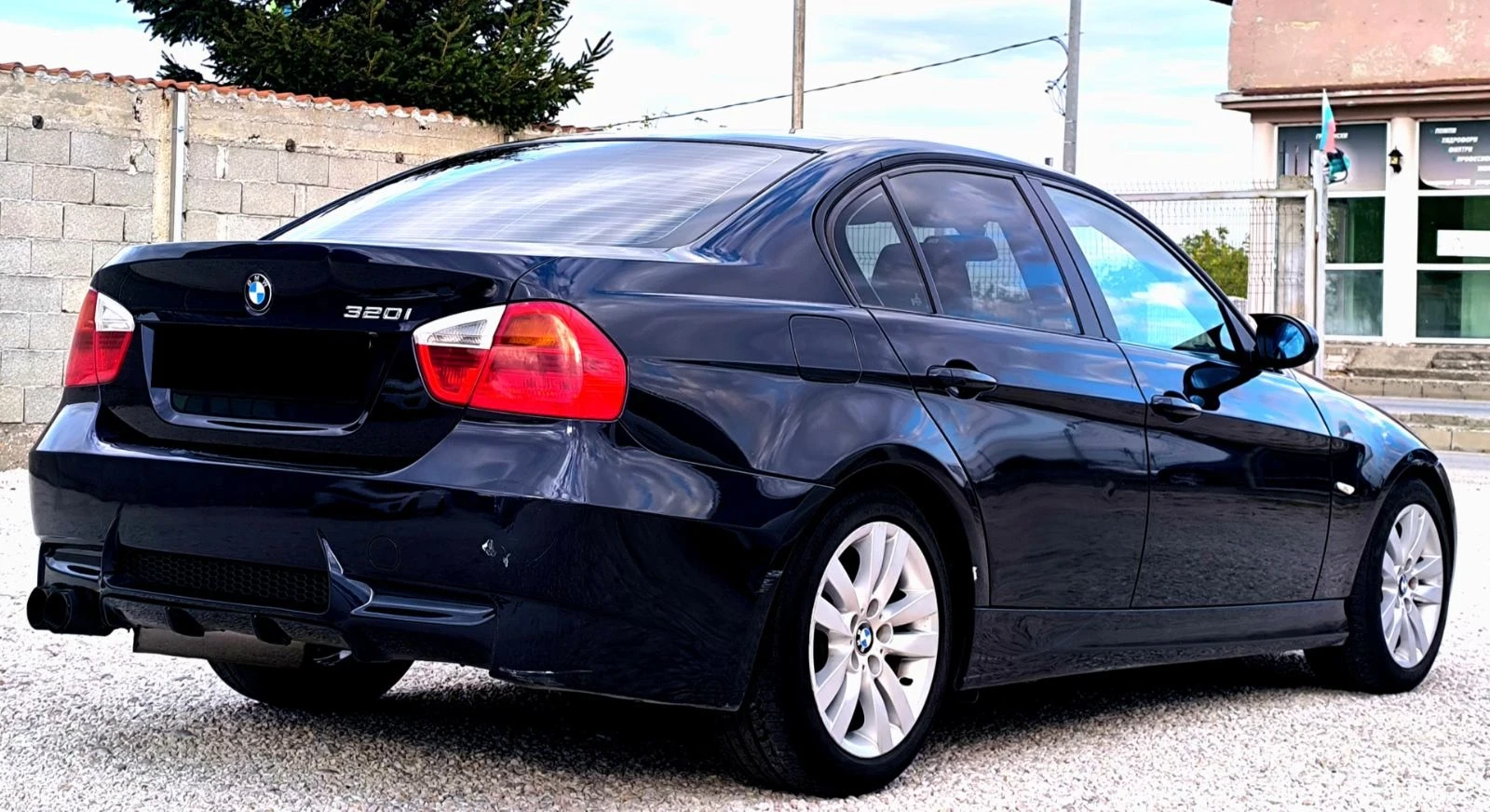 BMW 320 I - изображение 6