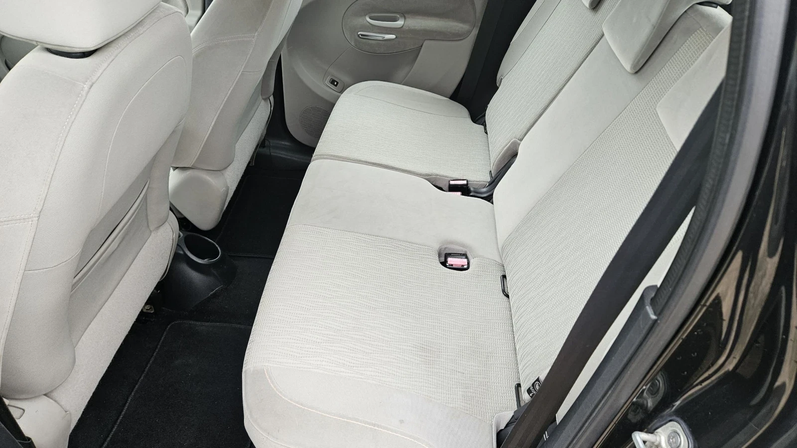 Citroen C3 Picasso 1.6 ГАЗ.ИНЖ  | Mobile.bg — изображение 11