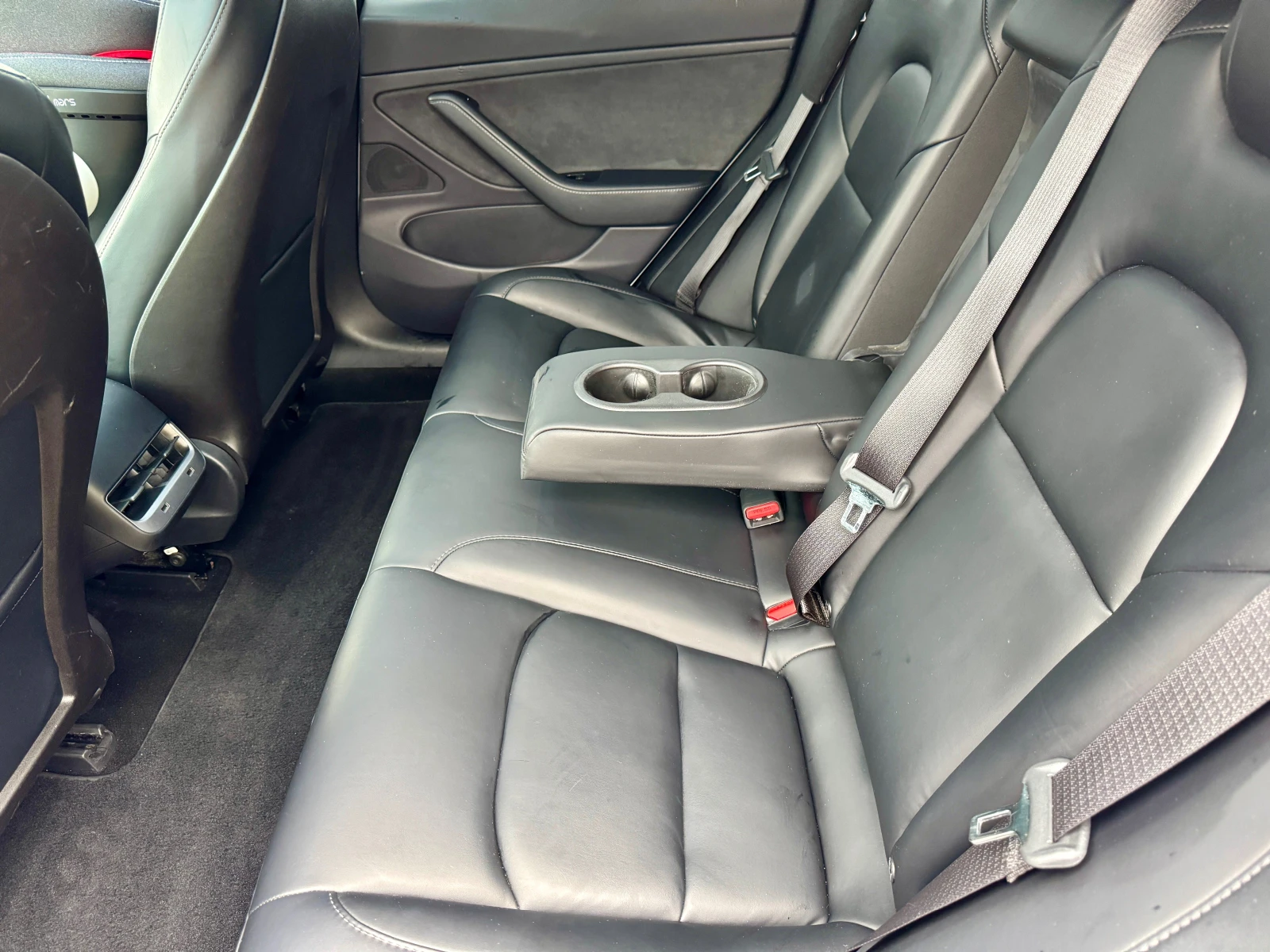 Tesla Model 3 LR 82 kwh  | Mobile.bg   11