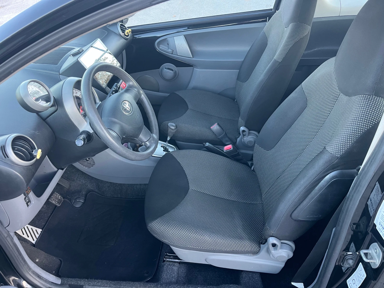 Toyota Aygo 1.0 GPL NAVI | Mobile.bg   11