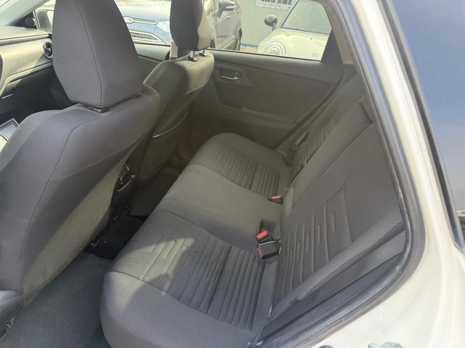 Toyota Auris 1.8 Hybrid - 100.. | Mobile.bg   15