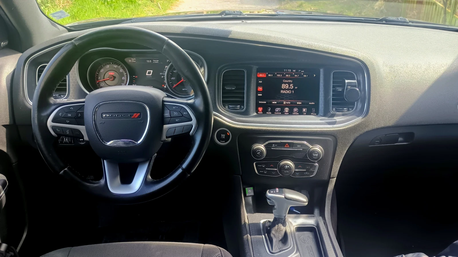 Dodge Charger SXT 3.6, снимка 12 - Автомобили и джипове - 53331147