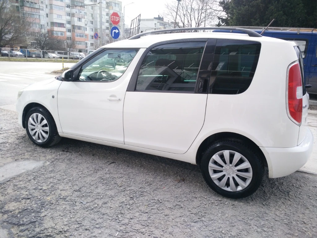 Skoda Roomster 1.6TDI - изображение 4