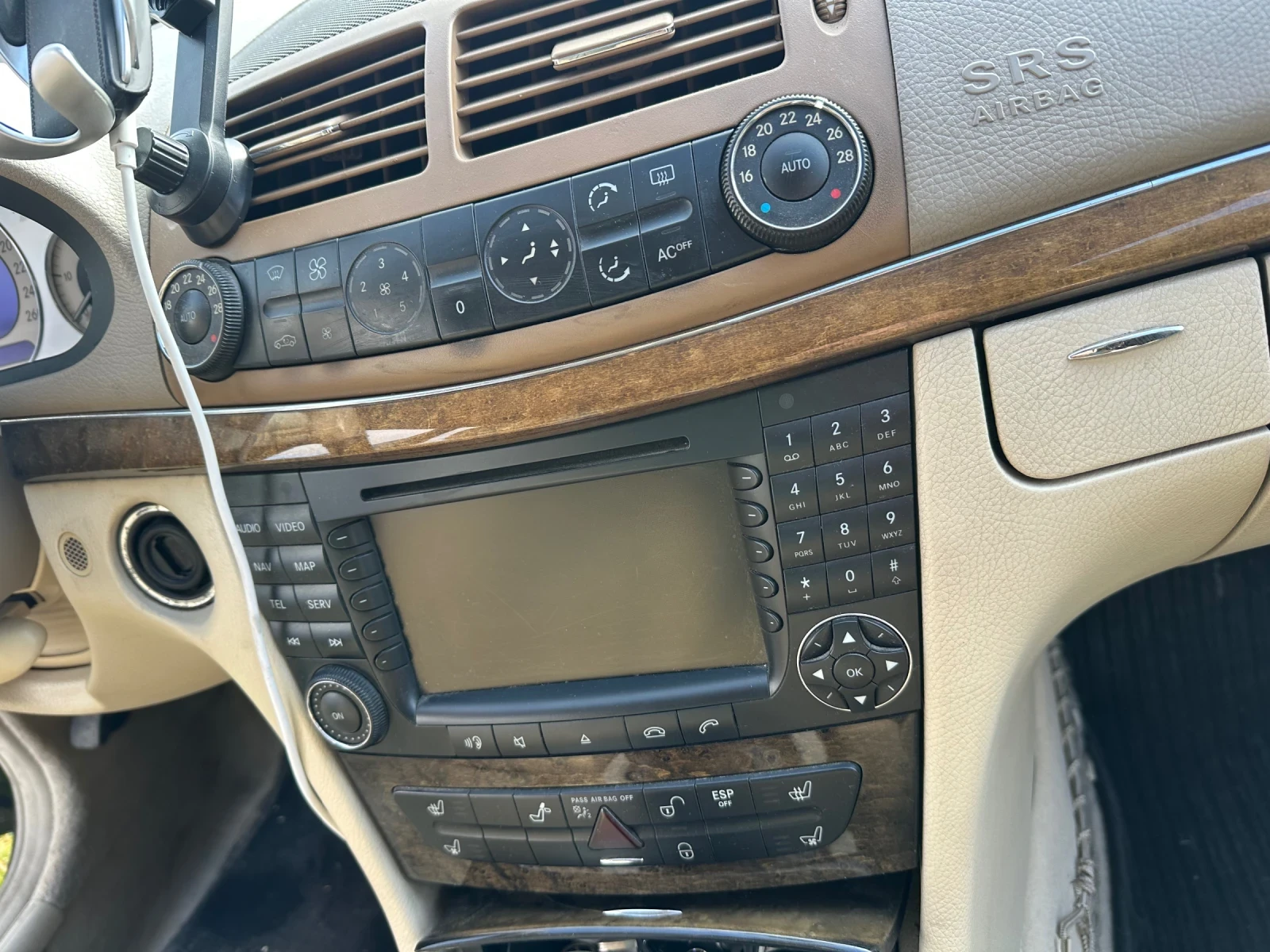 Mercedes-Benz E 320 | Mobile.bg � ����������� 7