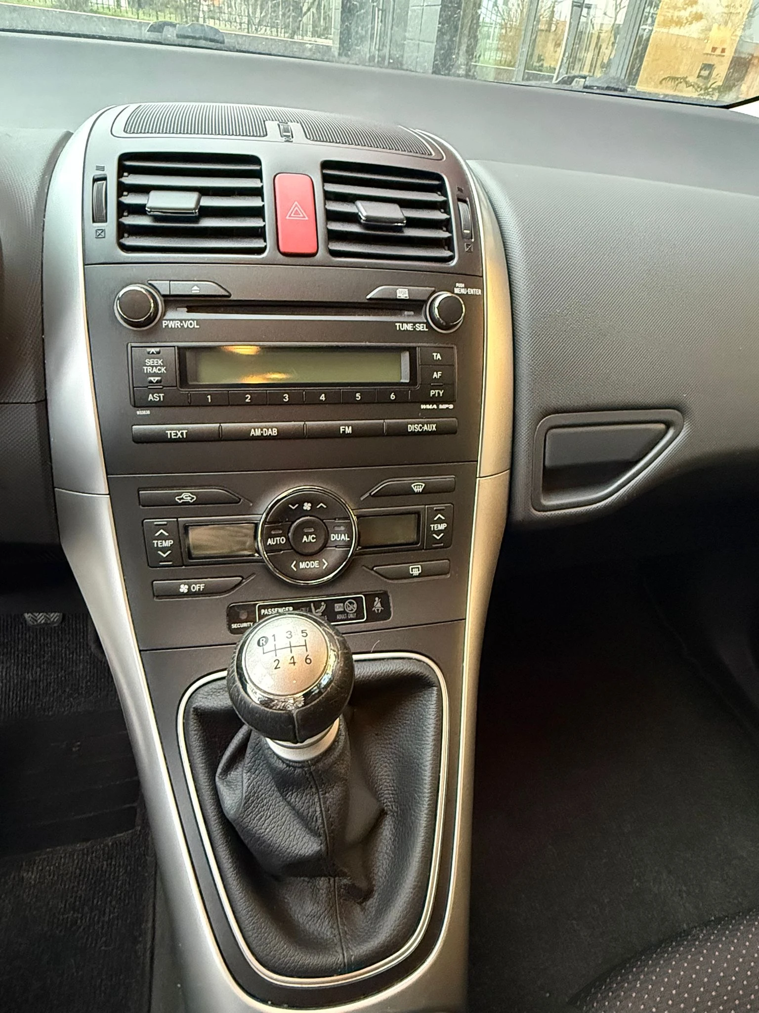 Toyota Auris 2.0 D-4D, �����, ���� | Mobile.bg � ����������� 10