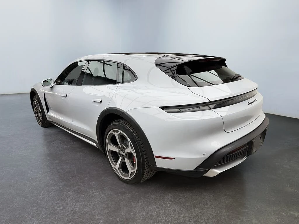 Porsche Taycan * АвтоКредит * (ЦЕНА ДО БГ), снимка 4 - Автомобили и джипове - 53986542