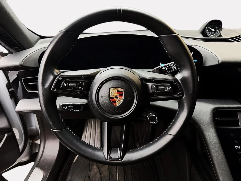 Porsche Taycan * АвтоКредит * (ЦЕНА ДО БГ), снимка 16 - Автомобили и джипове - 53986542