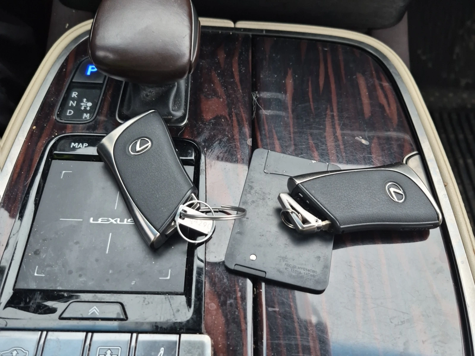 Lexus LS 500 L * * CARFAX * * ���� ������ * *  | Mobile.bg � ����������� 9