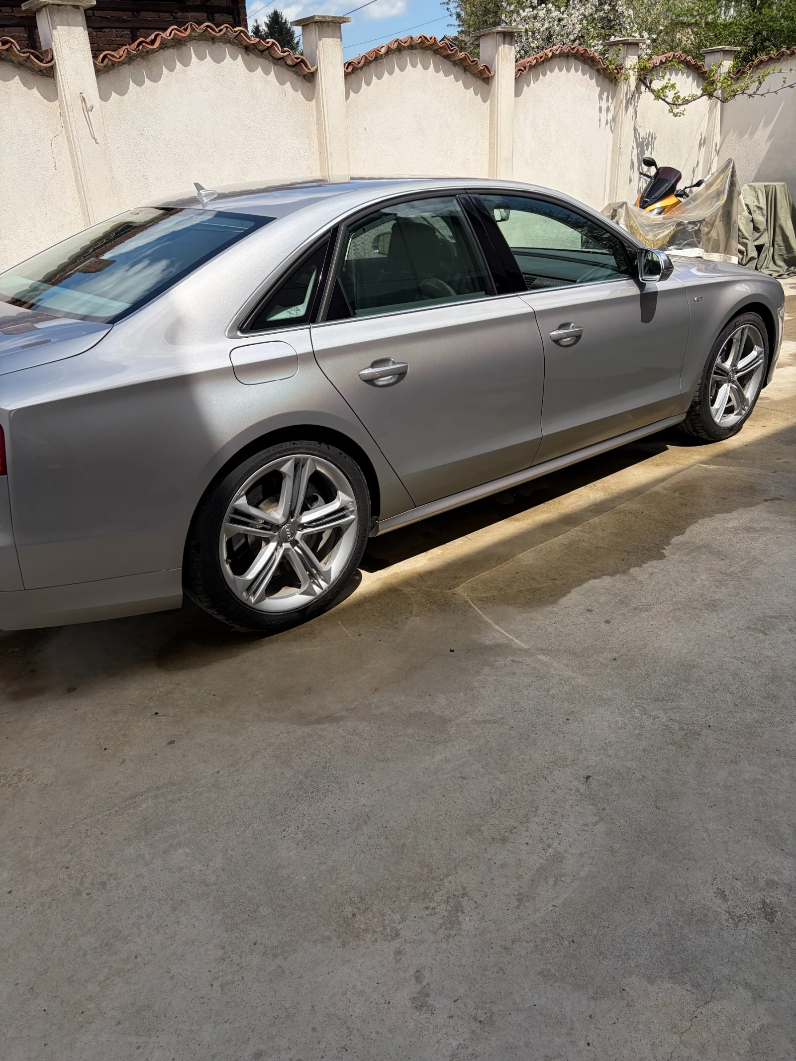 Audi S8, снимка 4 - Автомобили и джипове - 54512460
