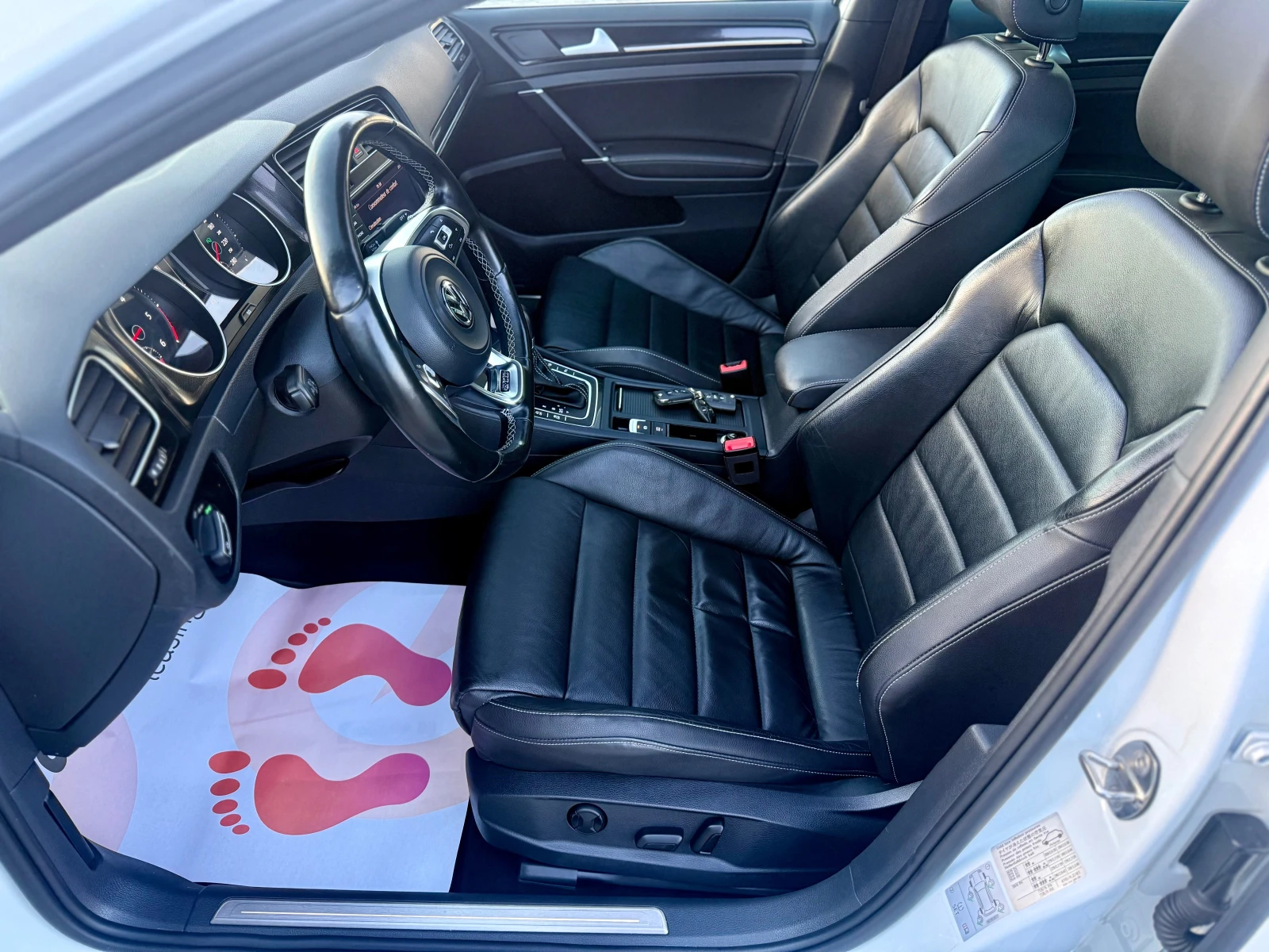 VW Golf 2.0GTD 184 ks Full!!! Собствен лизинг !!!, снимка 9 - Автомобили и джипове - 54801098