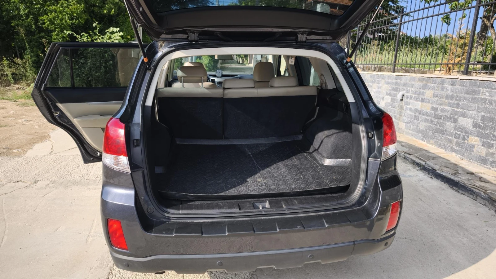 Subaru Legacy TDI, снимка 2 - Автомобили и джипове - 55381774