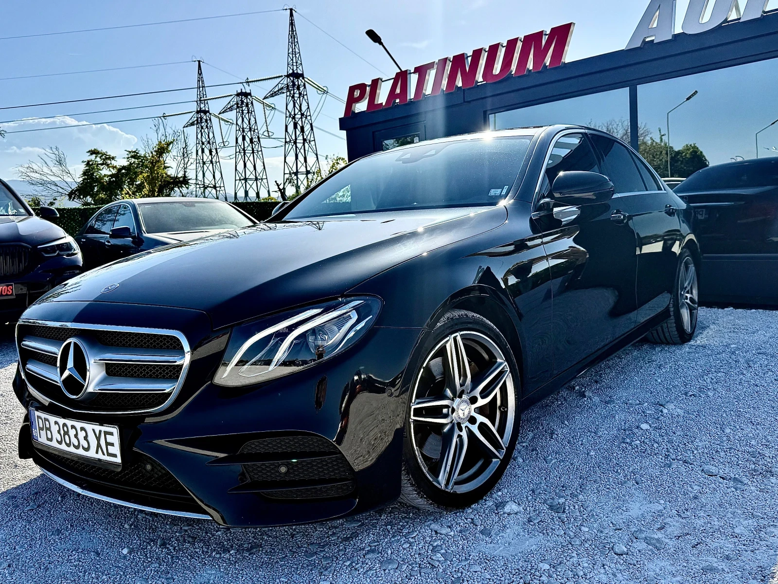 Mercedes-Benz E 220 AMG* Head-up-Display* , снимка 4 - Автомобили и джипове - 55892695