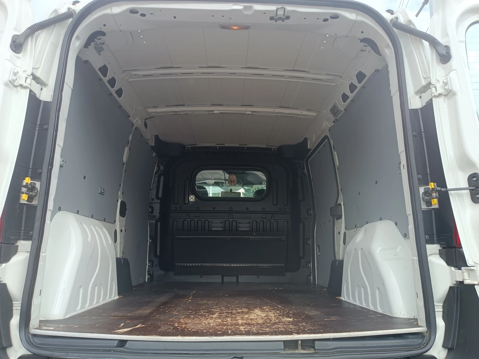 Fiat Doblo 1.6 M-JET/120kc.MAXI, снимка 17 - Автомобили и джипове - 56045878