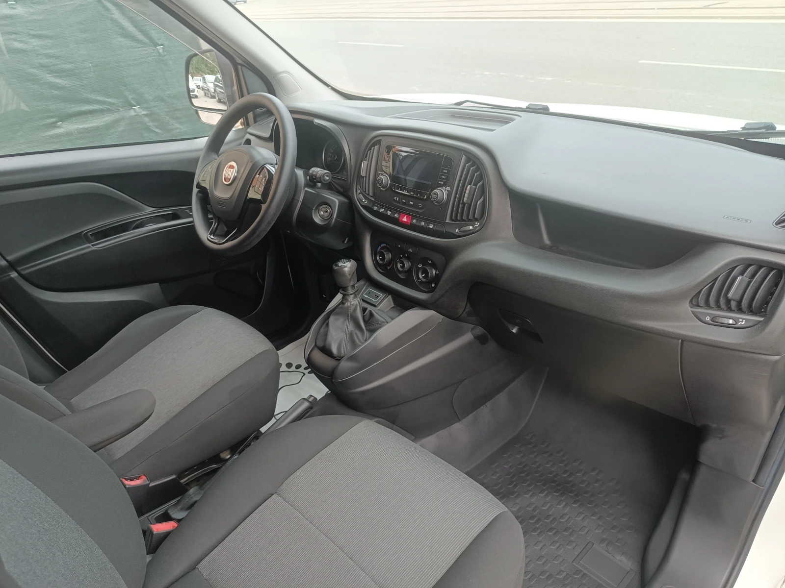 Fiat Doblo 1.6 M-JET/120kc.MAXI, снимка 11 - Автомобили и джипове - 56045878
