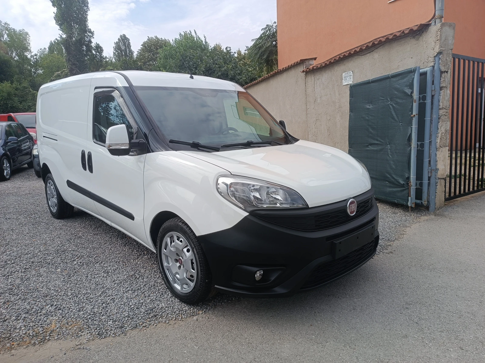 Fiat Doblo 1.6 M-JET/120kc.MAXI, снимка 7 - Автомобили и джипове - 56045878